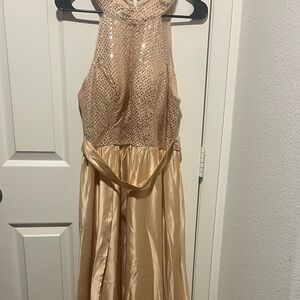 Elegant Gold Evening Gown